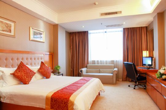 豪泰轻居酒店汕头天山路店