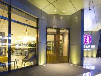 临汾向阳西路亚朵轻居酒店 - 酒店外部