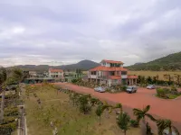 Maya House Hostel Hotels near Dajianshan