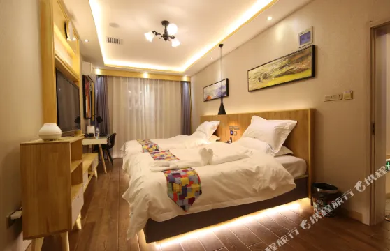 新鄭威尼斯時尚酒店（新華路中華路店）