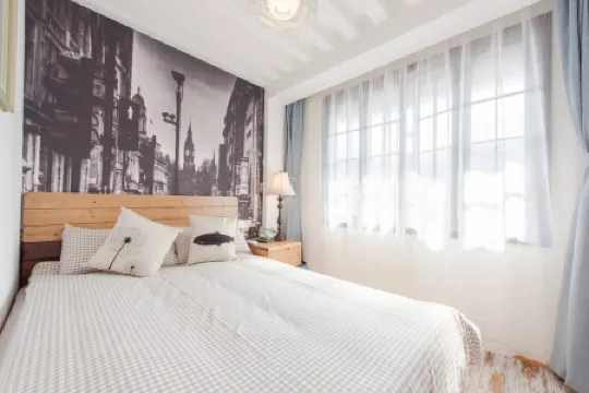 Benjamin & Sammy's Hostel