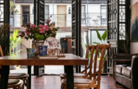 So Deep Shuanglin Inn