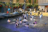 Emei Mountain ROYAL·Yuzquan Bay Hot Spring Hotel - Pool