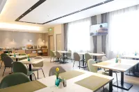 Homeinn Selected Hotel (Dongyang Hengdian Film City Qinwang Palace)