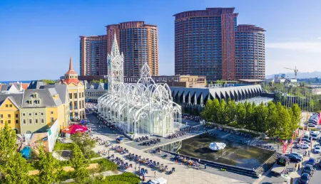 Mangrove Tree Resort World (Coconut Grove Tower) Отели рядом с достопримечательностью «Lingshanwan Seaside Park»