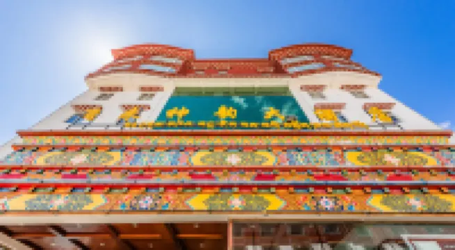 Flying Charm Grand Hotel