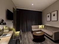 The Glen Hotel and Suites Hotel a Eight Mile Plains