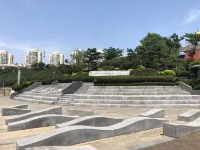 Silver Bay Hotel (Qingdao Wheat Island Park) - 2-نجوم
