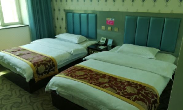 Burqin Jiadengxuan Hotel (Shenhu Road)