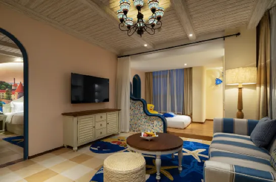 Global Harbor Cruise Hotel