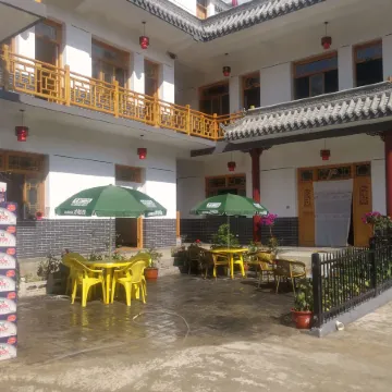 Maiji Mountain Sijichun Farm Stay