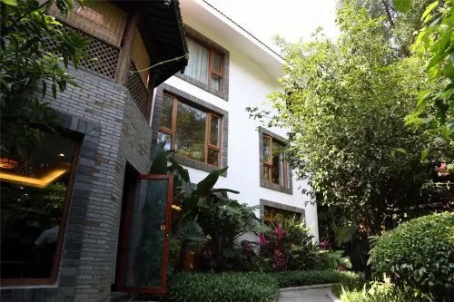 Nanning Jiuquwan Hot Spring Holiday Hotel