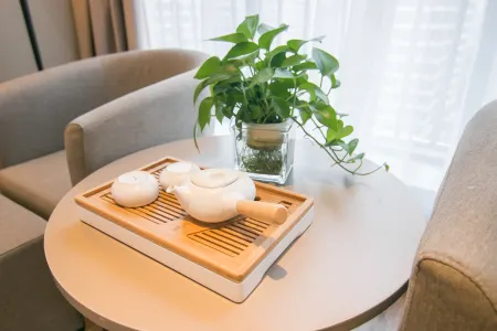 Homeinn Plus Hotel (Kunshan International Exhibition Center Huaqiao Subway Station) Отели рядом с достопримечательностью «Qiandeng Ancient Town»