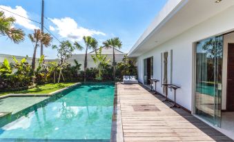 Villa Saha - Elegant 3-Bedroom in Seminyak