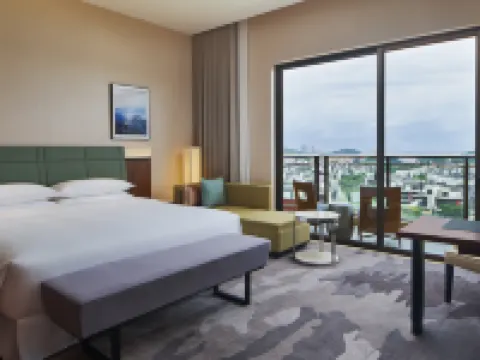 Four Points By Sheraton Jiangmen Heshan Fangyuan Hotels in Heshan