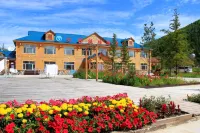 Mulin Feng Garden Hotel, Mangui Town Hotels near Ningcui Mountain Park