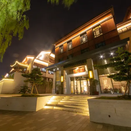 Home Far Away Dongyufang Hotel
