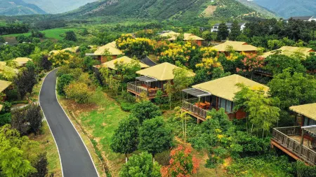 Wonderland Resort Changxing Отели рядом с достопримечательностью «The Tribute Tea Museum of Tang Daynsaty»