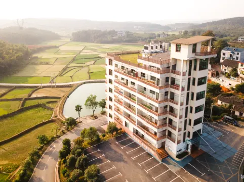 Chenzhou Laoyuanli Leisure Farmstay