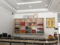 Nanjiang Jinqiu Shiyue Accommodation - Mountain view