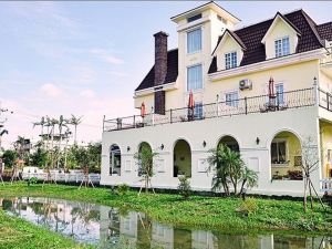 Bruleesdone Country Village B&B Yilan