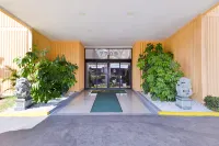 Quality Inn & Suites Montebello - Los Angeles Hotels in Montebello