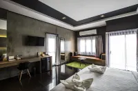 Cresco Hotel Buriram