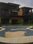 Relong Hot Spring Resort Các khách sạn ở Hòa Bình