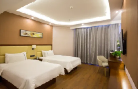 홈인 이즈 호텔 (잉커우 시티 중앙병원) 잉커우 호텔