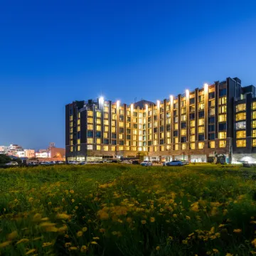 Seongsan Marina Hotel Отели рядом с достопримечательностью «Тон-Амса»