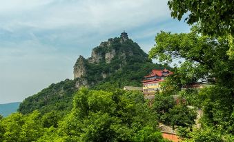 Qingmu Bojin Hotel (Zhengpugang Store, He County, Ma'anshan)