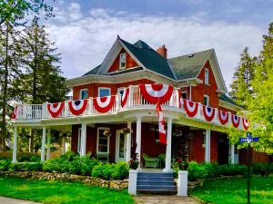 1000 Islands B&B – the Bulloch House