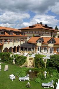 Best 10 Hotels Near Cecil / Street One Outlet Store from USD 48/Night-Bernau  am Chiemsee for 2022 | Trip.com