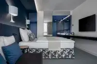 Urban Creme