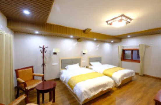 Shaoshan maozexiang hongyunge Inn