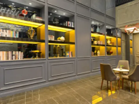 LANOU Hotel (Yingtan Yuehu District Yanjiang Road)