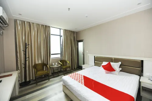 Fengcheng Jinhong Apartment