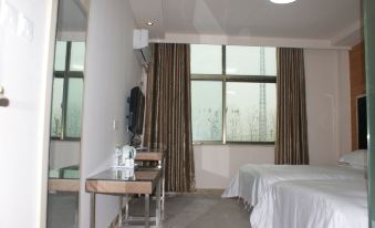 Jiayi Hotel (Heze Dingtao Bus Station)