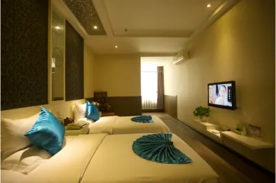 Jindi Hotel Hotel dekat Ziyang Sports Center