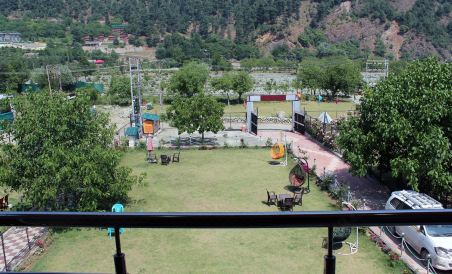 Suitetrails - Moon View Resorts Pahalgam