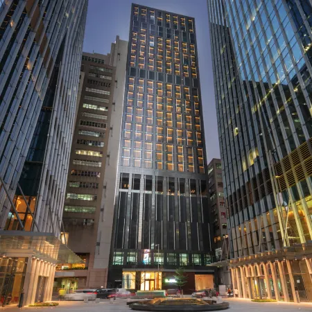 Holiday Inn Express HONG KONG KOWLOON CBD2 by IHG Отели рядом с достопримечательностью «Миллениум 2»