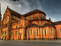 Dyn Opera Hotel Hotels near Vincom Center