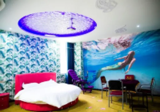 Fangcheng Roman Theme Hotel