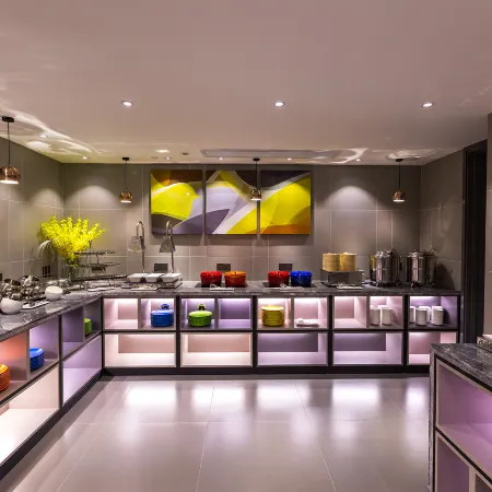 Homeinn Selected Hotel (Nanjing Xinjiekou Subway Station Hongwu Road Pedestrian Street)