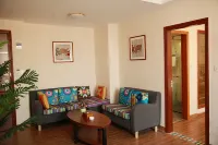 Sanyuesan Theme Hotel Hotel di Liannan Yao Autonomous County