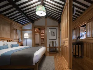 Hongcun Yunshan mountain scenery house