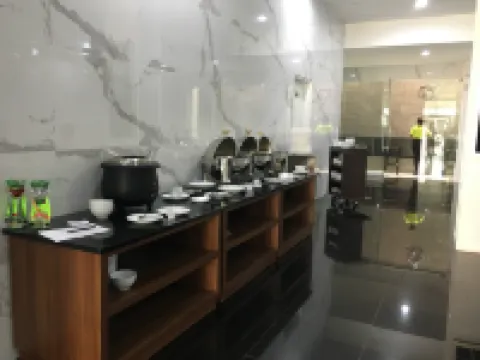 Whiz Hotel Falatehan Jakarta