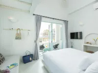 리조트 데 파스카니 불상 주변 호텔