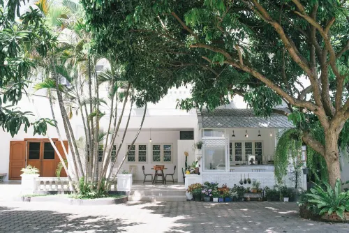 DoubleTree House - Guest houses
