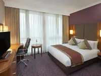 Crowne Plaza LONDON - EALING by IHG Hotels in Ealing